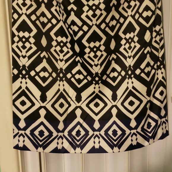 Lux II Dress - Picture 3 of 8